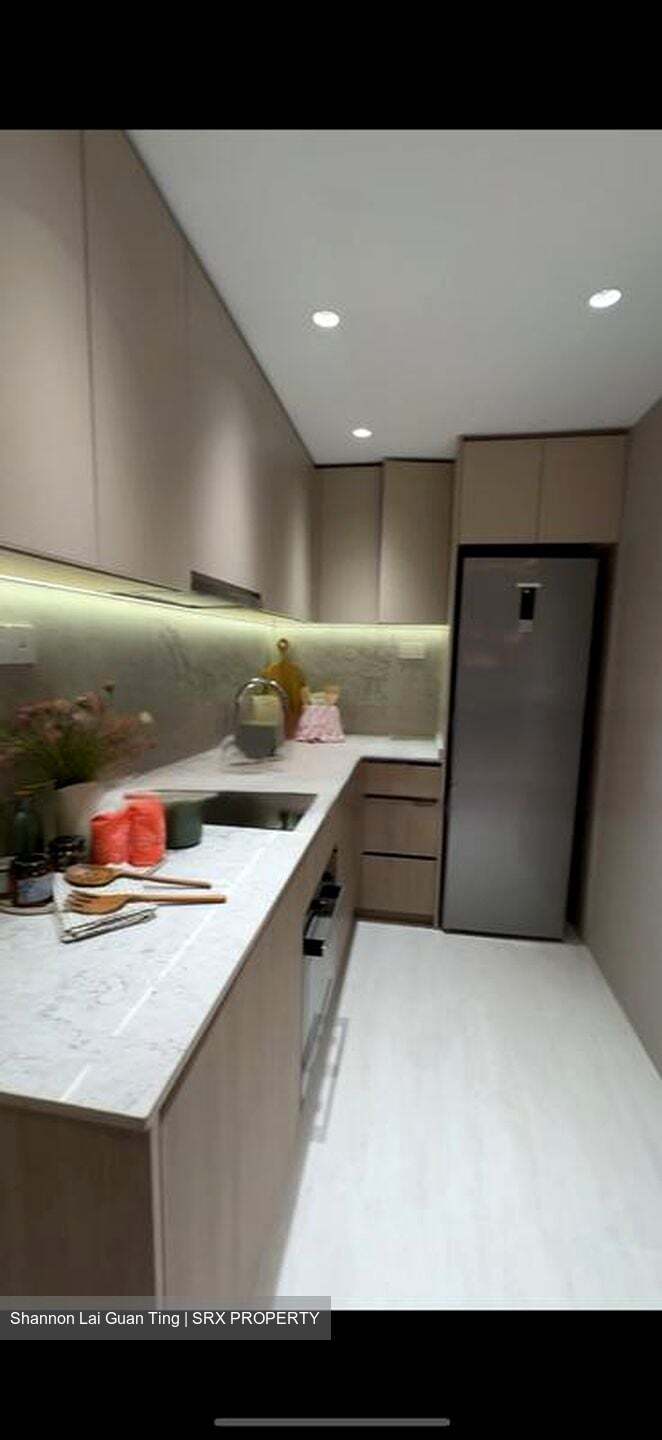 Ayer Rajah Avenue (D5), Condominium #459984021